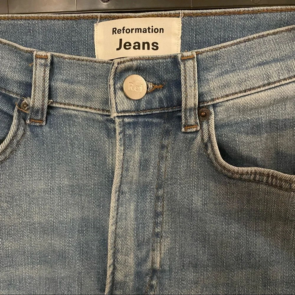 Reformation High and Skinny Crops in “Barbados” Size 23 - Picture 5 of 7